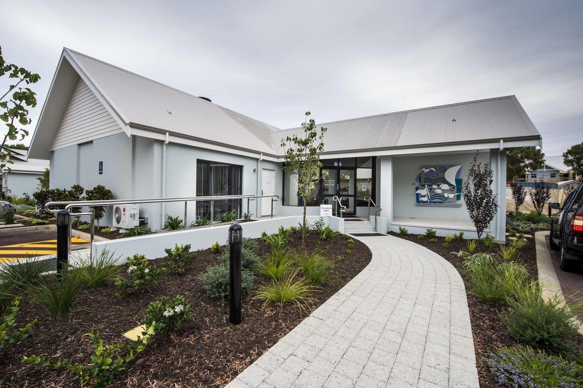 Cape View Beach Resort WEST COAST Exterior photo
